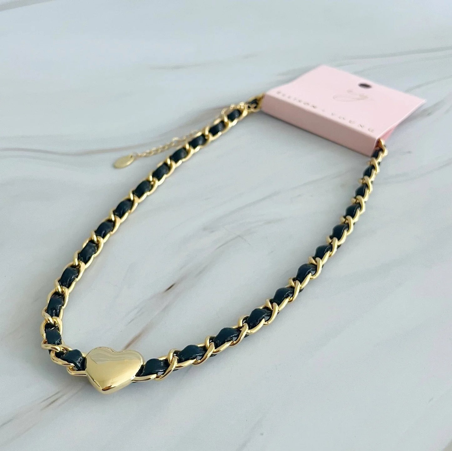 Edgy Heart Chain Choker Necklace